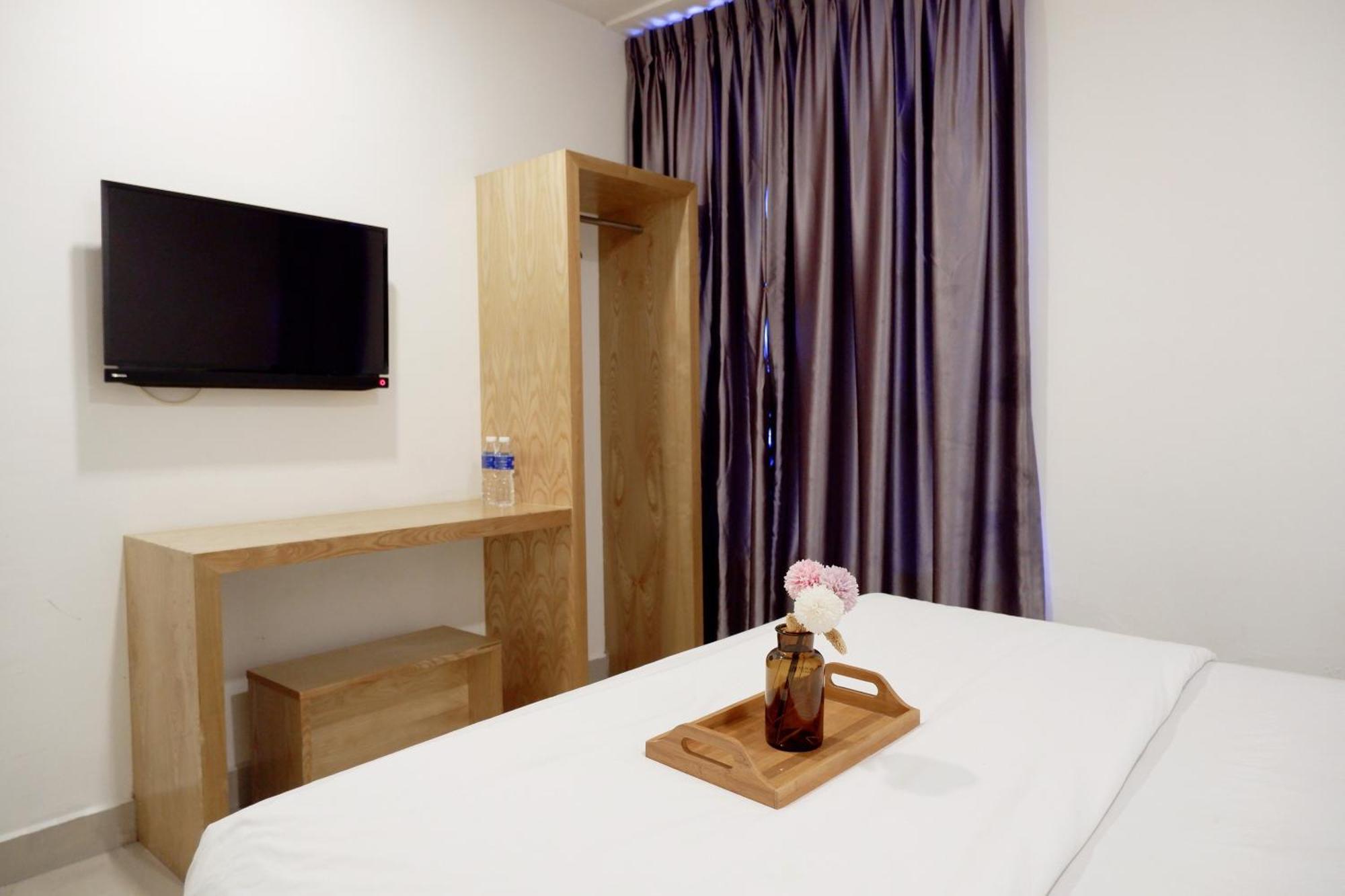 Iris Hotel Каджанг Экстерьер фото