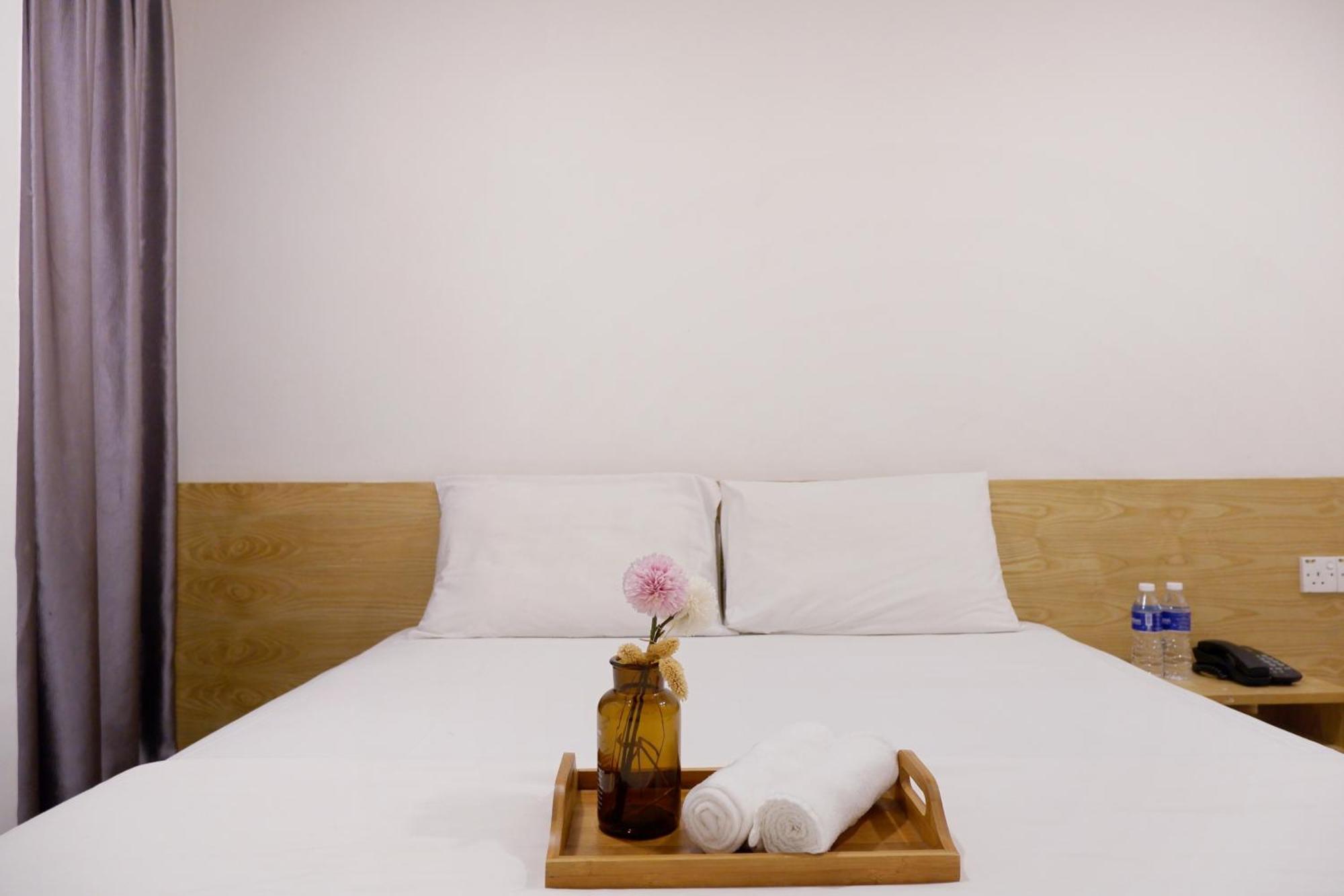 Iris Hotel Каджанг Экстерьер фото