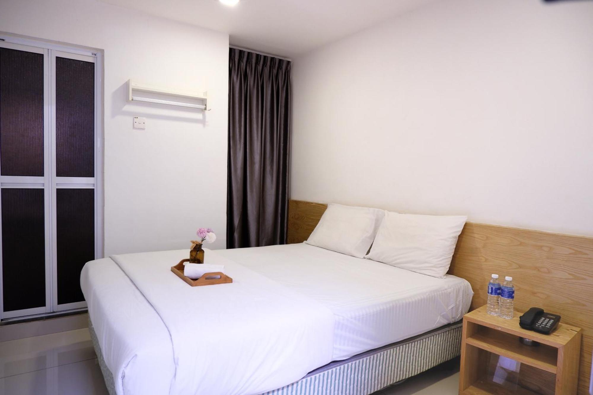 Iris Hotel Каджанг Экстерьер фото