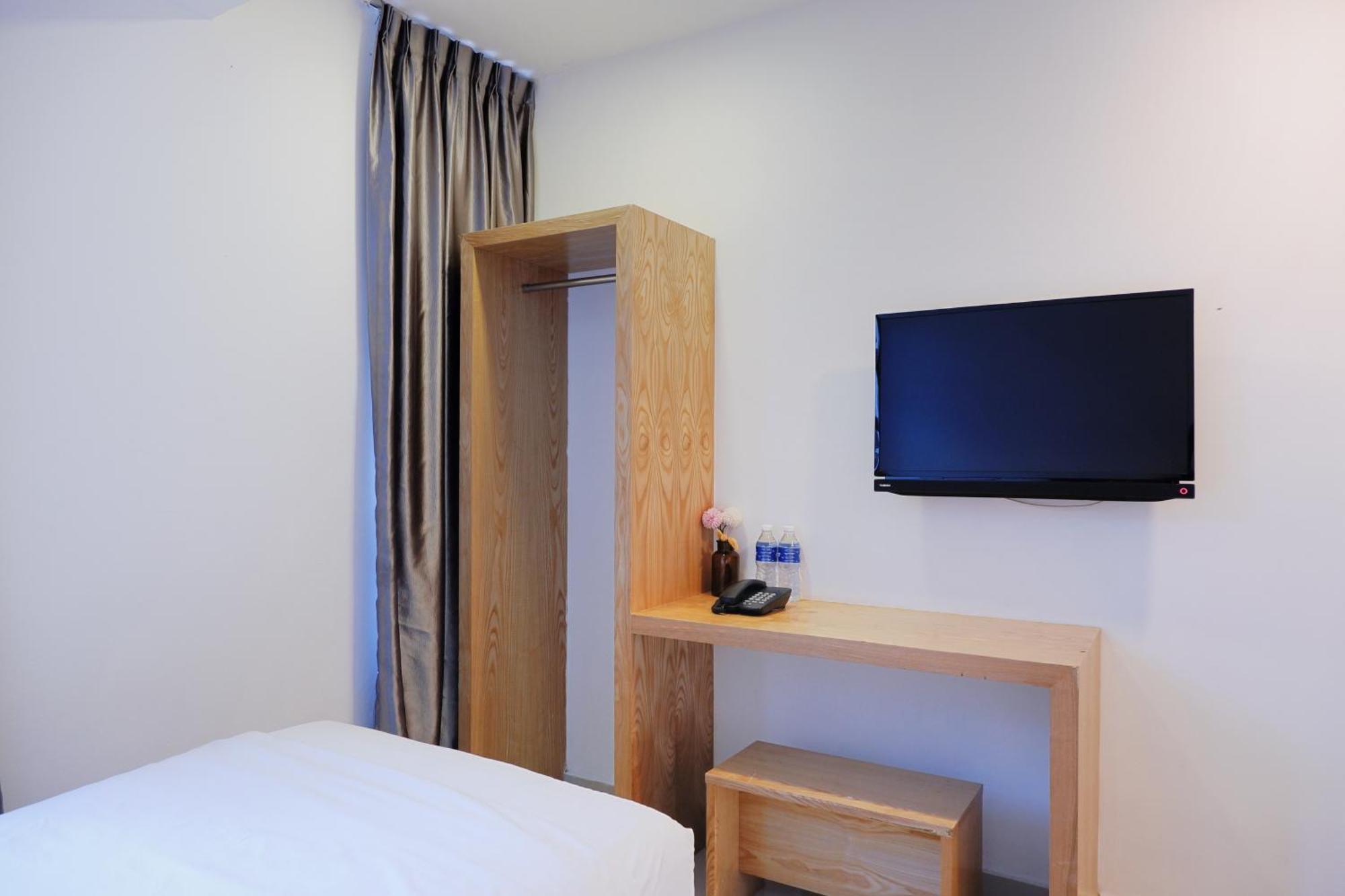 Iris Hotel Каджанг Экстерьер фото