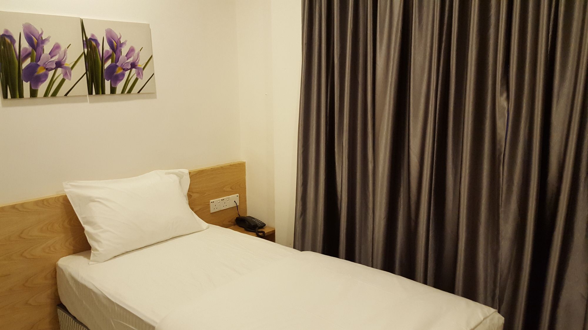 Iris Hotel Каджанг Экстерьер фото