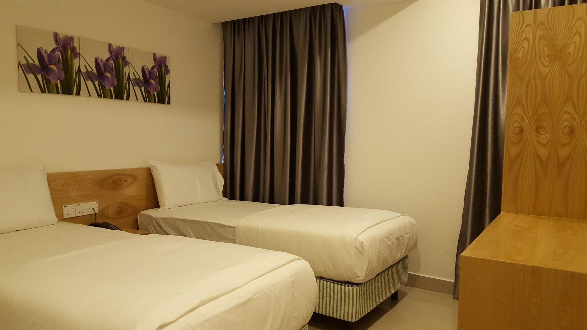 Iris Hotel Каджанг Экстерьер фото